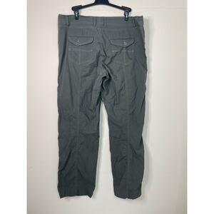Kuhl Women’s Roll Up Tab Hiking Pants Sage Green Size 14 Short  New Without Tags